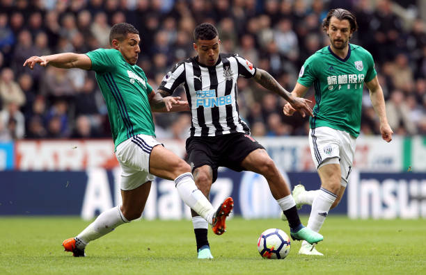 着激烈的对 着激烈的对